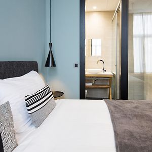 Kamer met een Queen Size Bed